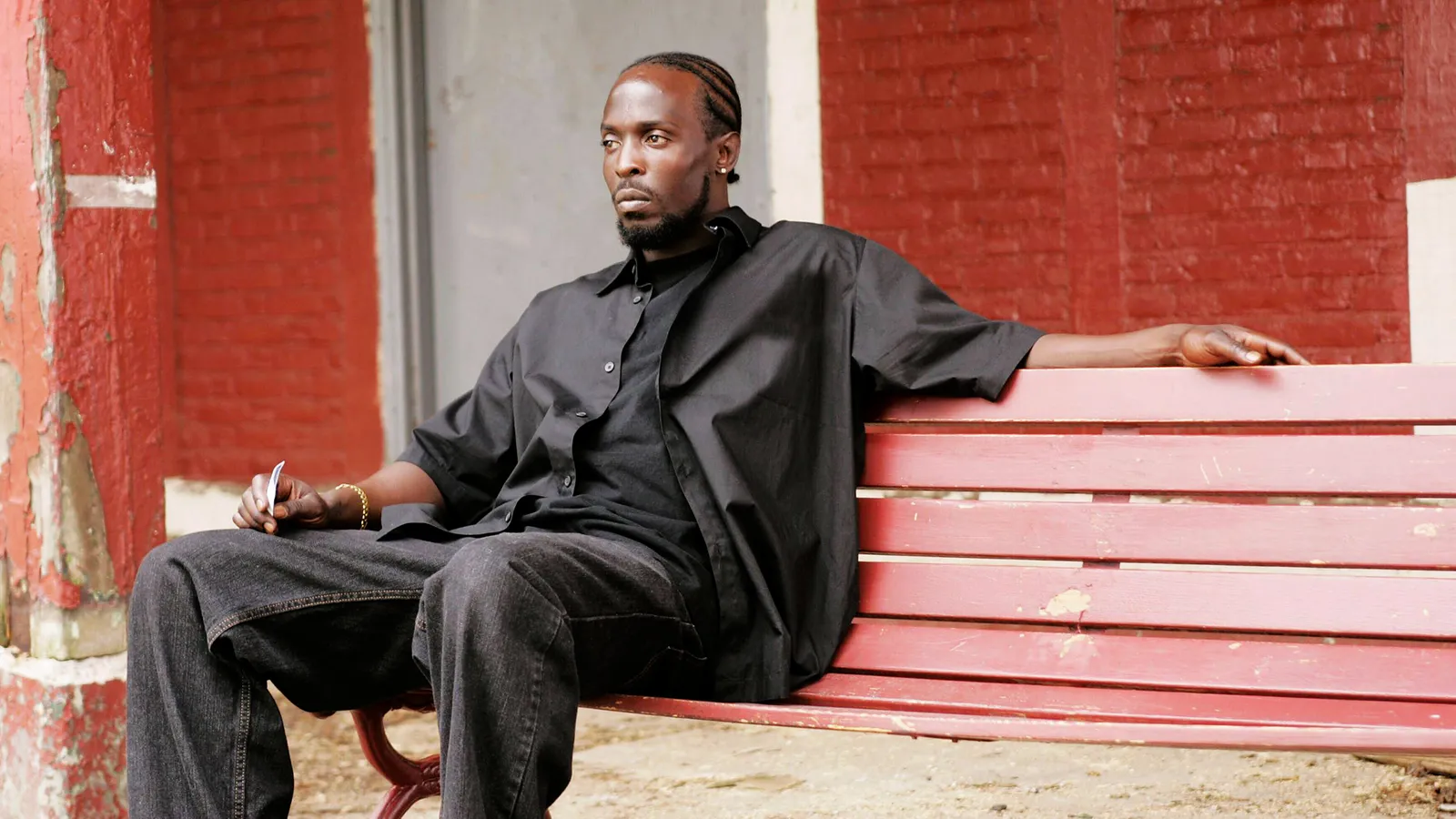 Still image of Michael K Williams as Omar Little in TV Show The Wire